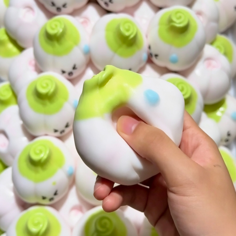 Cute Emoji Garlic ﻿Squishy Str - огляд і ціна Party Games For Adults And Kids